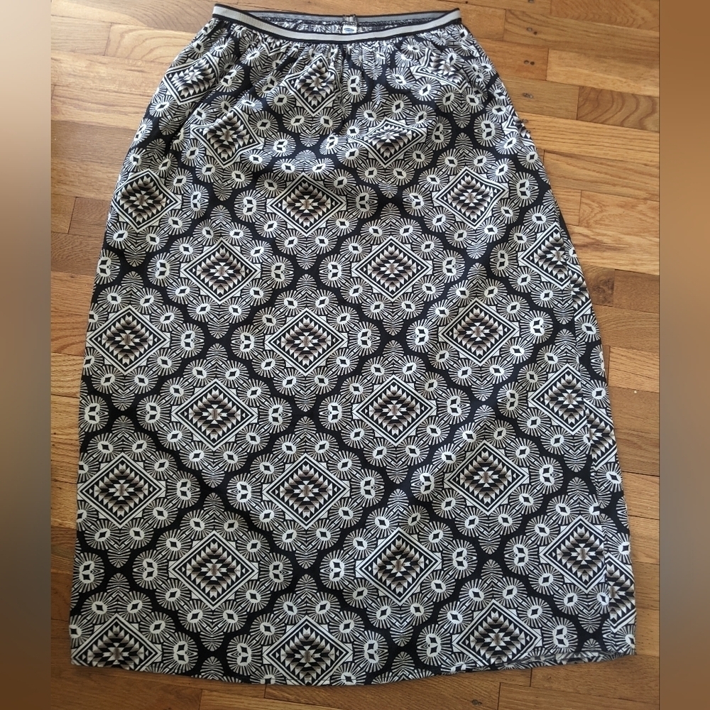 Old Navy Geometric Print Maxi Skirt